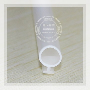 透明復(fù)合密封條,鋁合金門窗穿插膠條,塑鋼門窗戶封邊條 透明復(fù)合密封條,鋁合金門窗穿插膠條,塑鋼門窗戶封邊條