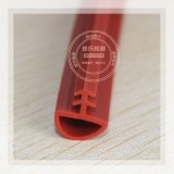 木門膠條,木門皮條,木門防塵條,木門封邊條,木門防塵桿,實(shí)木門密封條,模壓門密封條